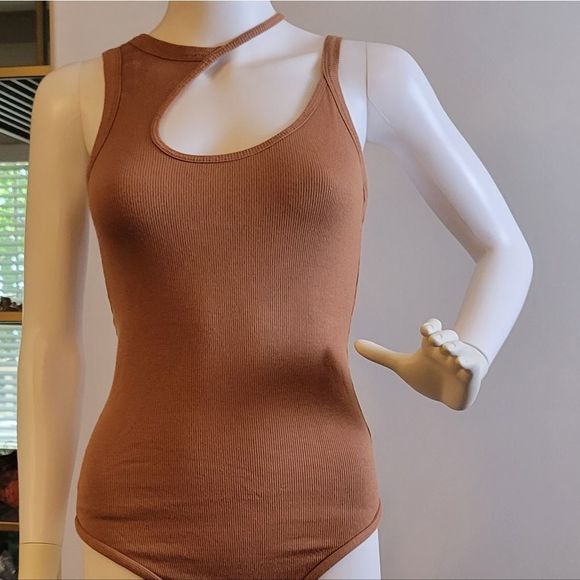 ALIX NYC ALLEN ASYMMETRICAL Rib Knit Bodysuit Size M - Picture 4 of 6